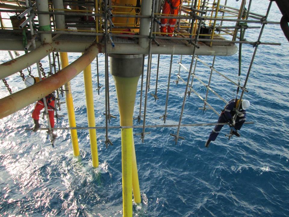 scaffolding planks